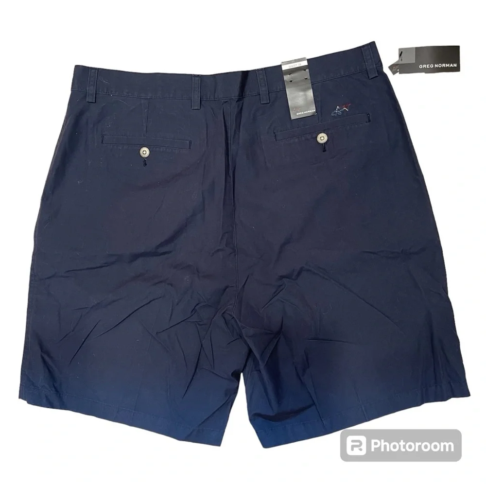 NWT Greg Norman Men’s Black Pleated Golf Shorts Size 38 Cotton